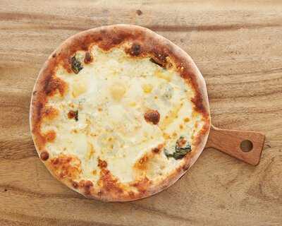 Lollo Ristorante Pizzeria & Bar