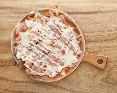 Lollo Ristorante Pizzeria & Bar