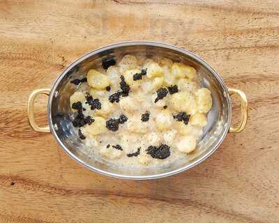 Lollo Ristorante Pizzeria & Bar