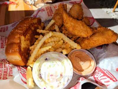 Raising Cane's Chicken Fingers