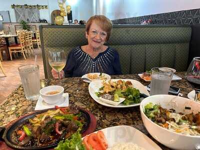 Tin, Viet & Sushi Bar