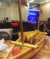 Komakai Sushi Lounge
