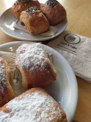 Charlotte Sweet & Coffee