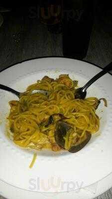 Casa Vieja Cafe & Lounge