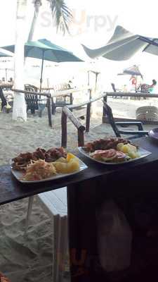 La Gabarra Beach Restaurant