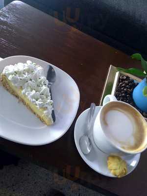 Amelie Cafe & Pasteleria