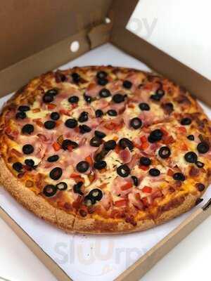 The Crust Pizza E Cucina