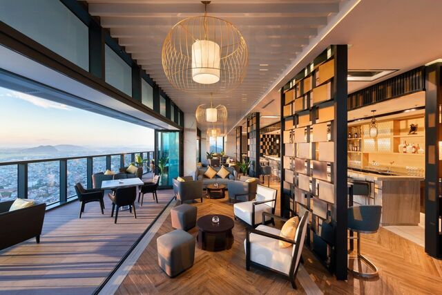 Skyview Bar