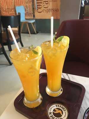 Nhà Hàng Bò Bên Bên