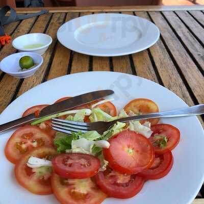 Nhà Hàng Bờ Kè Chợ Hải Sản