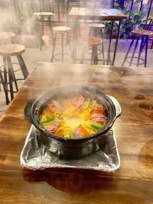 D10 Bia Craft - Alehouse & Eatery