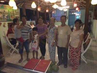 Nhà Hàng Cỏ Hồng