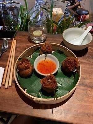 White Marble Restaurant & Wine Bar