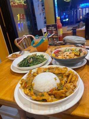 Restaurant & Cafe Tuấn