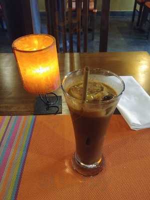 Streets Restaurant Café