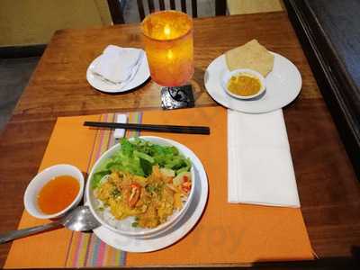 Streets Restaurant Café