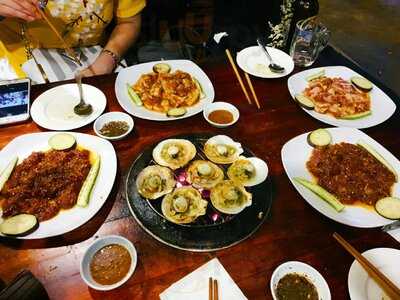 Lẩu Và Nướng Anh Boa