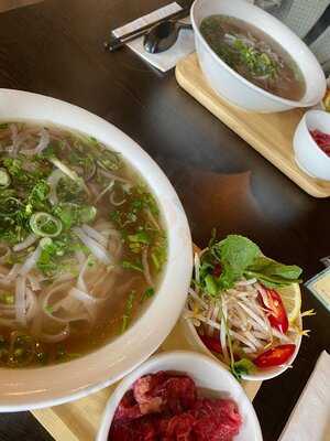 Nhà Hàng Việt Ngon