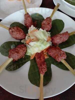 Nhà Hàng & Bar White Sail