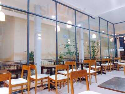 Cha Nom Tea & Coffee