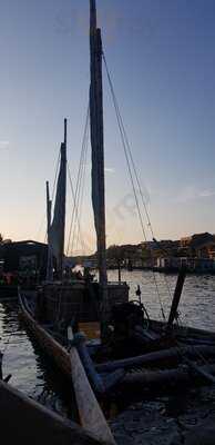 Uncle Dai's River Boat Bar