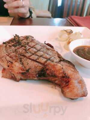 Nhà Hàng Rice Drum