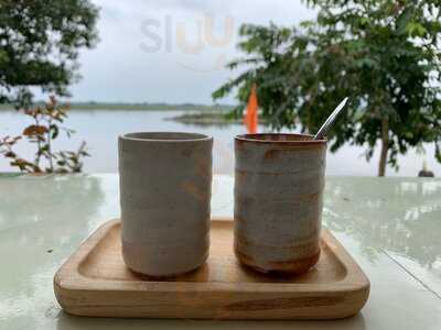 The River Coffee And Smoothie