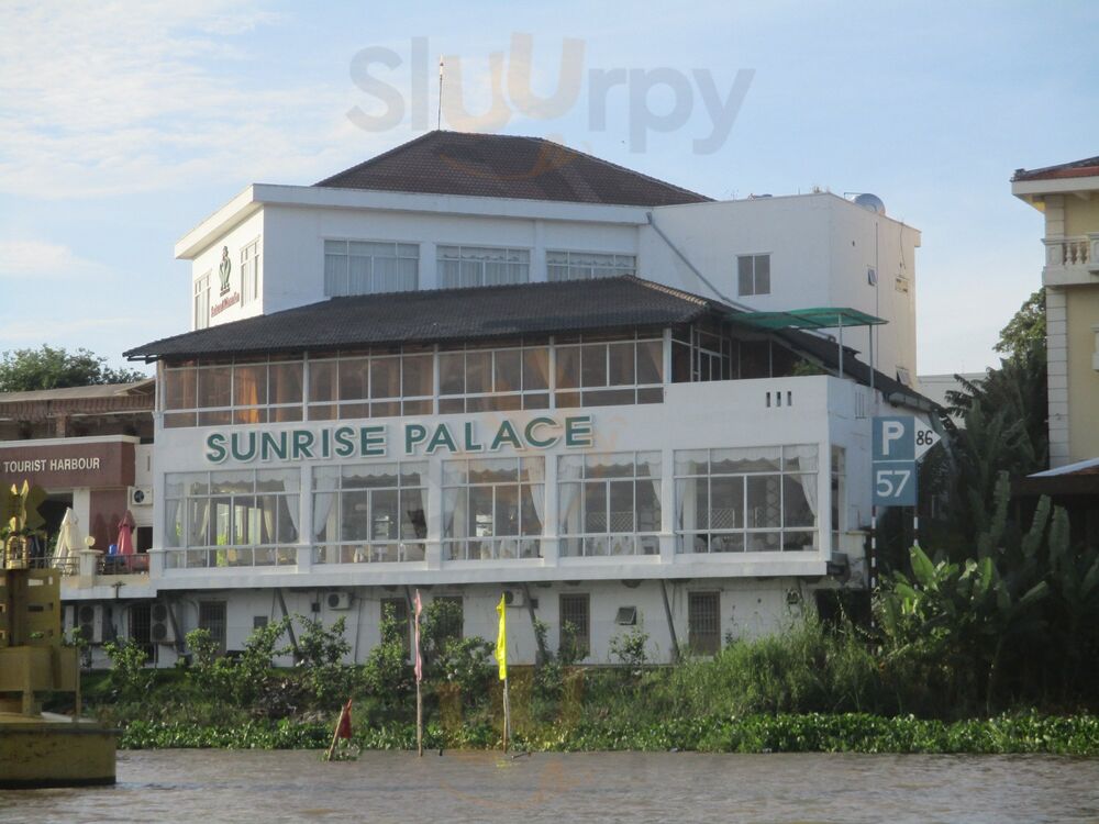 Nhà Hàng Sunrise Palace