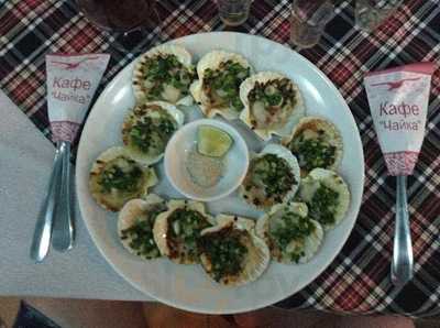 Quán Ăn Yến Nhi Nguyễn . Кафе - ЧайКа