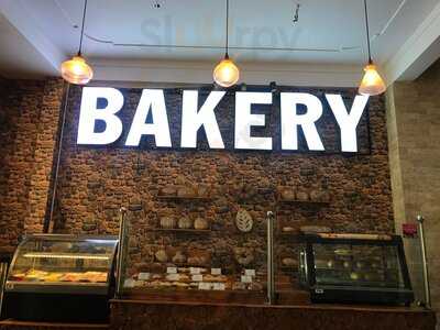 Levain Bakery & Coffee