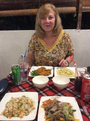 Simple Bar And Restaurant (rose's Kitchen)