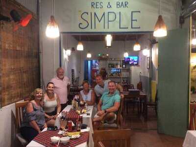 Simple Bar And Restaurant (rose's Kitchen)