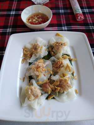 Simple Bar And Restaurant (rose's Kitchen)