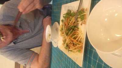 Nhà Hàng & Bar Hải Hồ