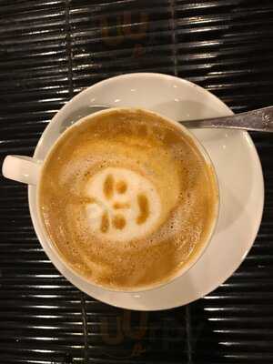 Ngoc Tuyet Bar And Restaurant