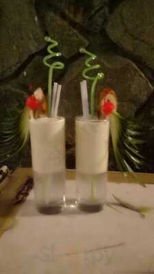 Ngoc Tuyet Bar And Restaurant