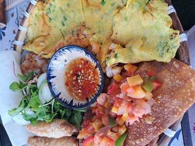 Dolphin Kitchen & Bar