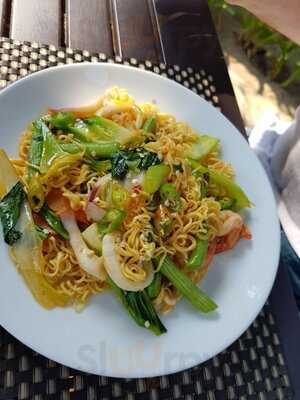 Riverside Garden Restaurant