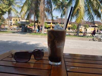 85 Celsius Coffee & Cake