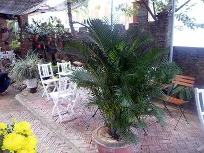 Chuồn Chuồn Ớt Cafe