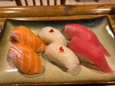 Nhà Hàng Nhật Bản Hoshigami Sushi