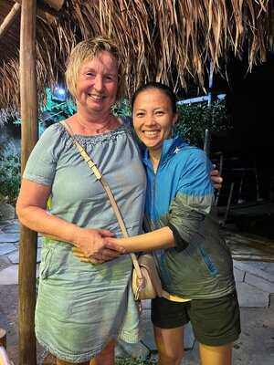 Breeze Restaurant And Basket Boat