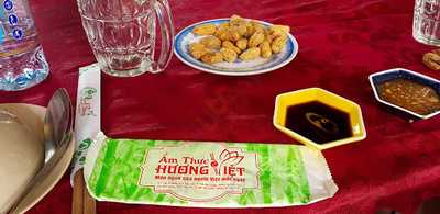 Bonjour Viet Restaurant & Bar