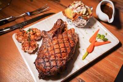 Bonjour Viet Restaurant & Bar