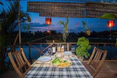 Nhà Hàng Orchid Garden