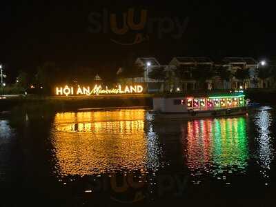 Nhà Hàng Hoa Hiên