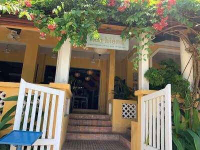 Nhà Hàng Hoa Hiên