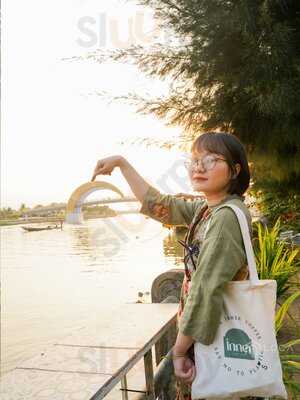 Nhà Hàng Hoa Hiên