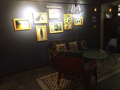 Quán Ư Chi - Cà Phê + Trà