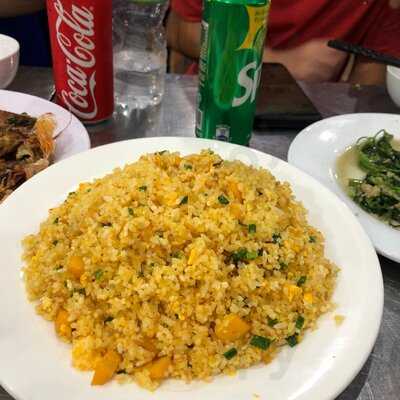 Be Nhi Seafood Restaurant